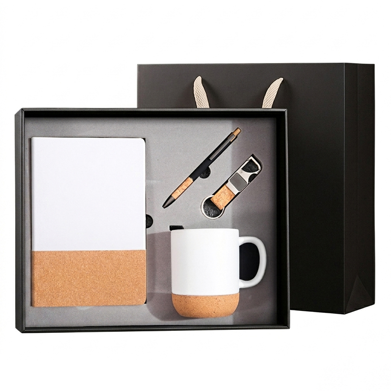 custom business gift for trade shows – branded pens, keychains & gift bags (复制)