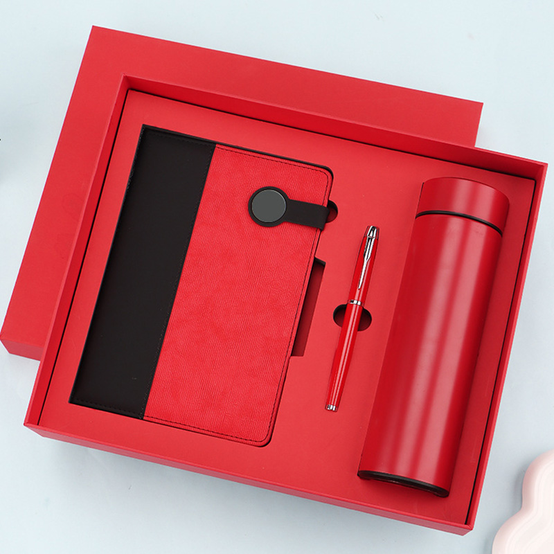 custom business gifts – sustainable notebooks, pens & reusable mugs